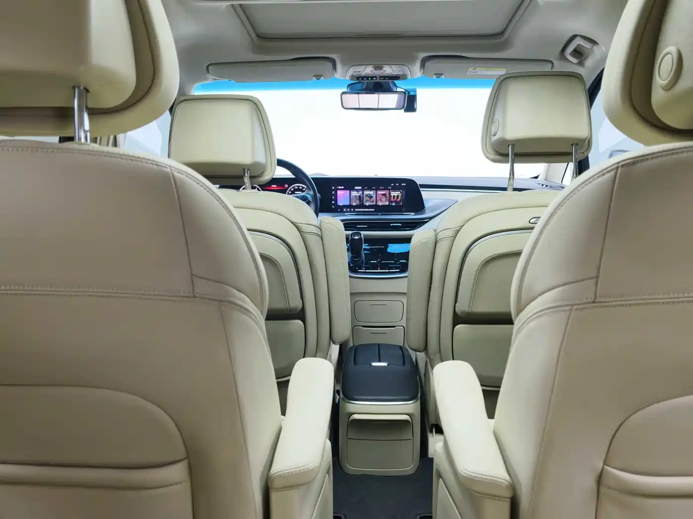 Buick GL8 2022 ES Landmark 653T Flagship фото 17