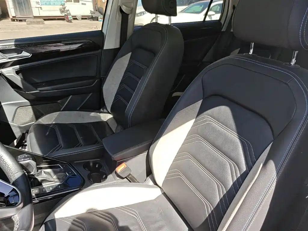 Volkswagen Tayron GTE Plug-in Hybrid 2020 1.4T Premium фото 15