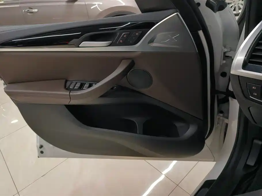 BMW X3 2018 xDrive25i M Sport Package China VI фото 7
