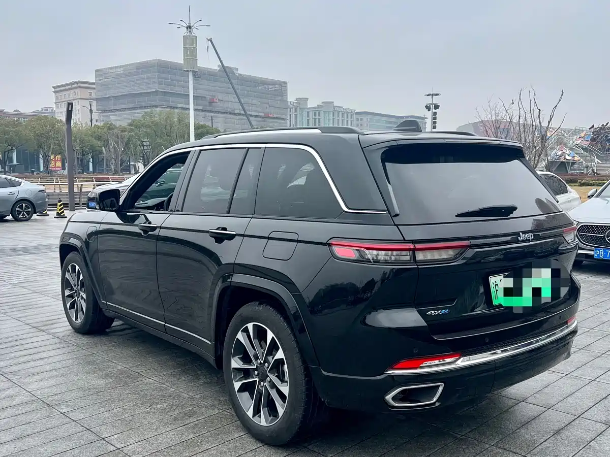 JEEP GRAND CHEROKEE 4XE