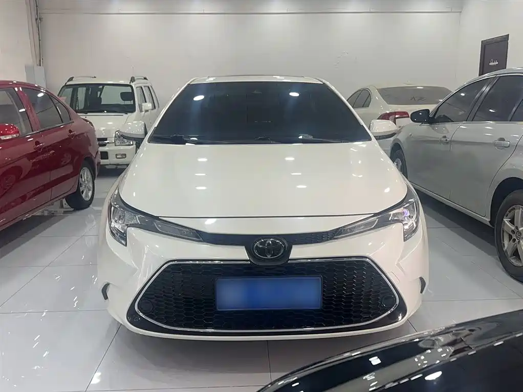 Toyota Levin 2019 185T CVT Luxury Edition China VI фото 3