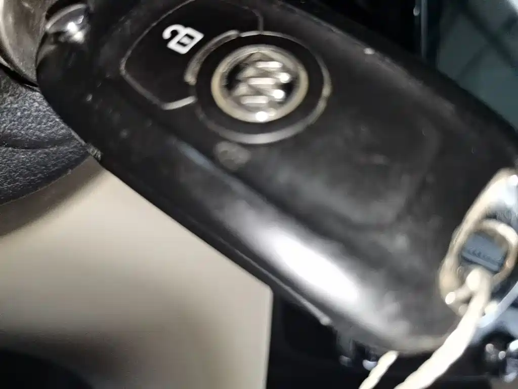 Photo 9 - Buick GL6