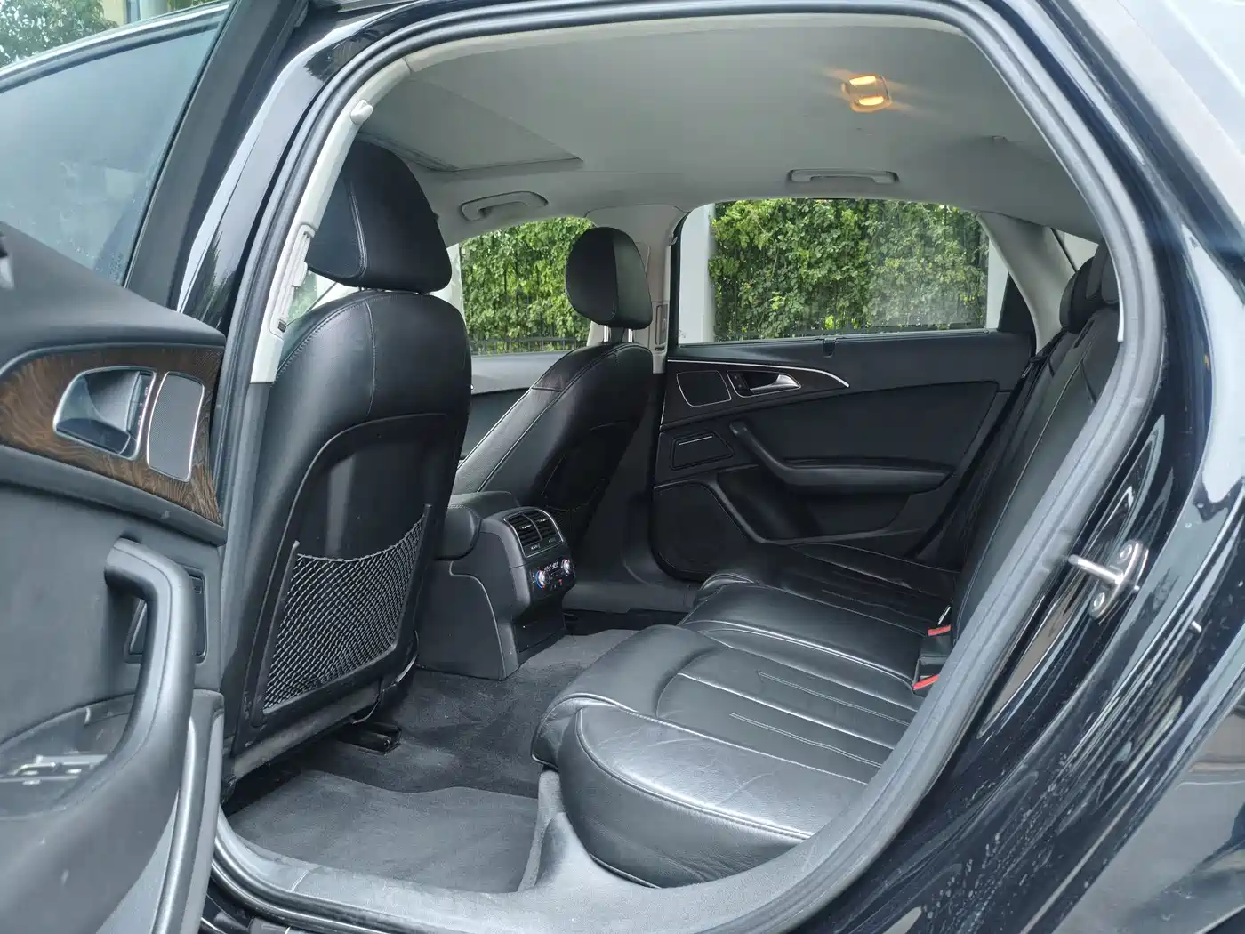 Фото 6 - Audi A6L
