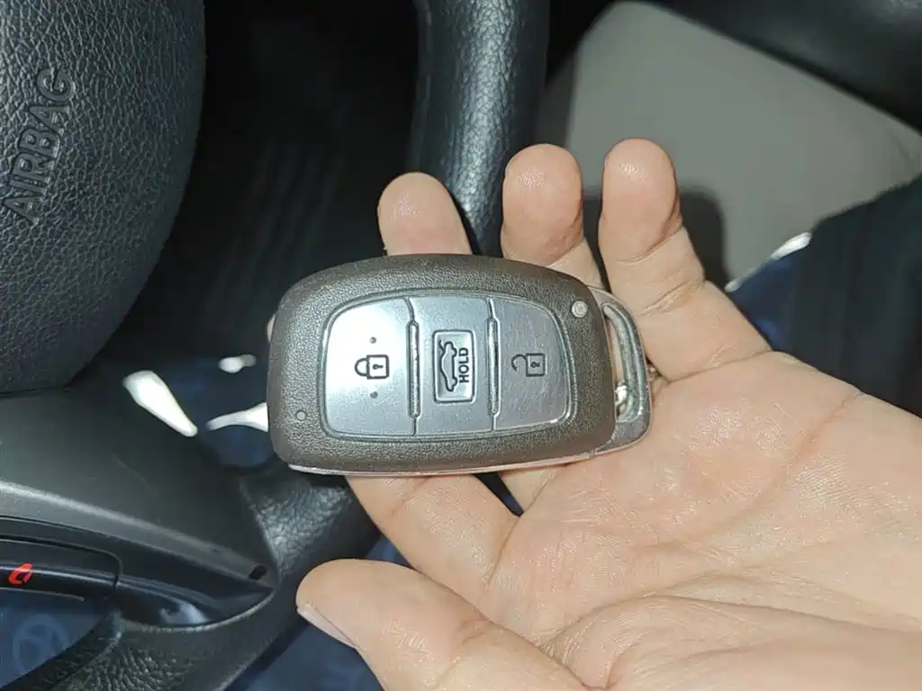 Hyundai Langdong 2016 1.6L Automatic Premium Edition фото 9