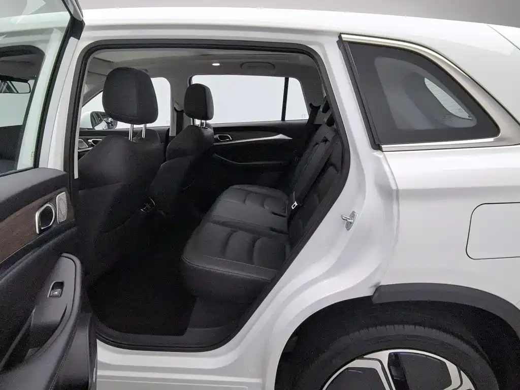 Skyworth Auto Skyworth HT-i 2024 2023 1.5L PHEV 115KM Smart Dragon Edition