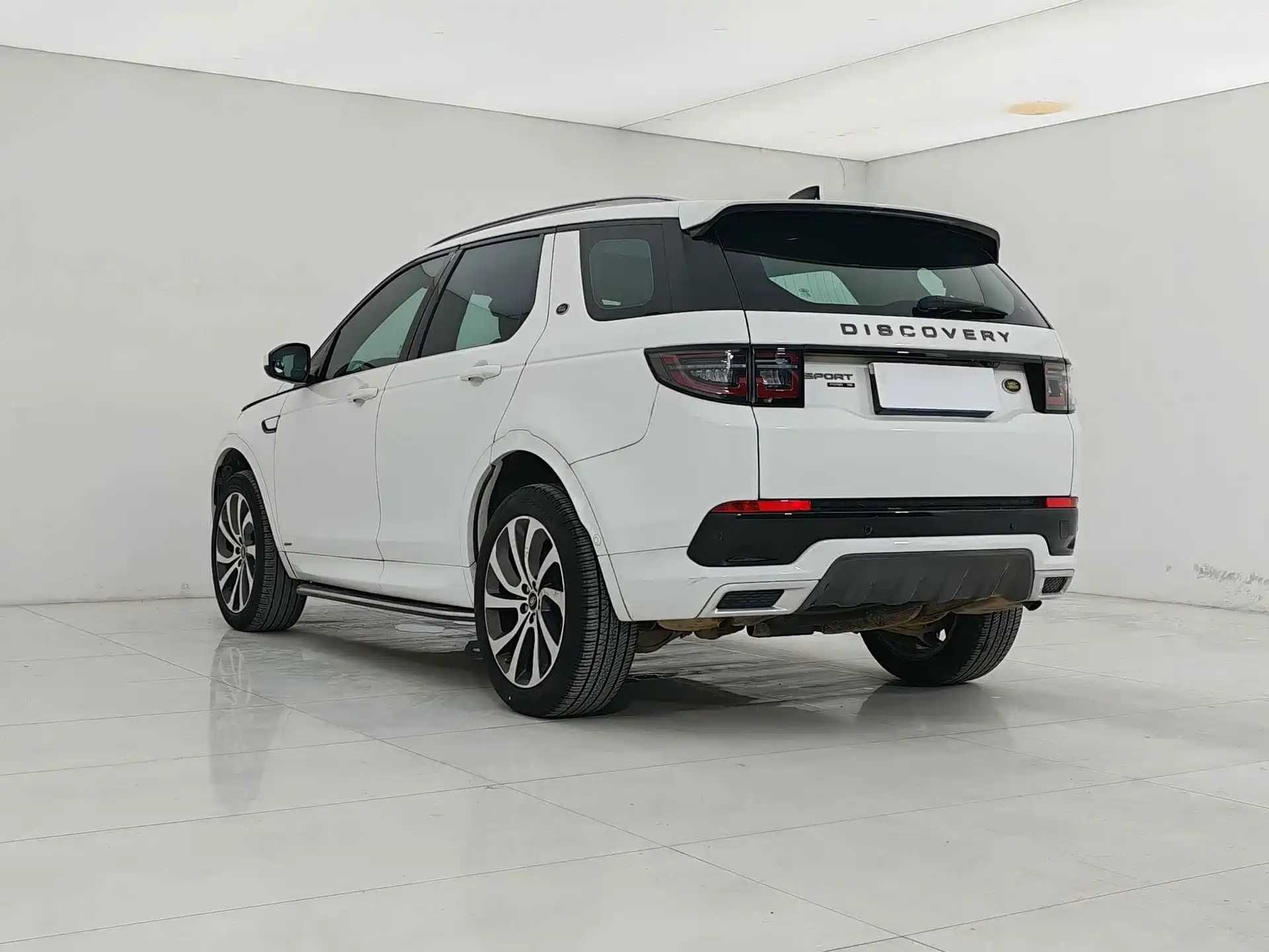 صورة 3 - Land Rover Discovery Sport