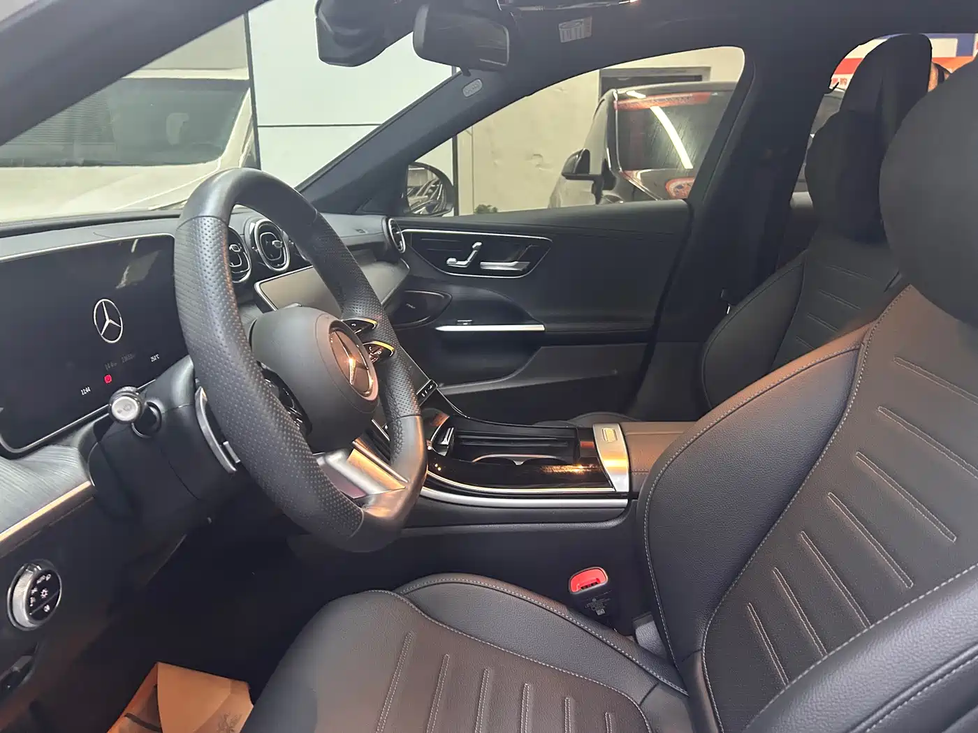 Mercedes-Benz C-Class 2023 C 200 L Sport фото 3