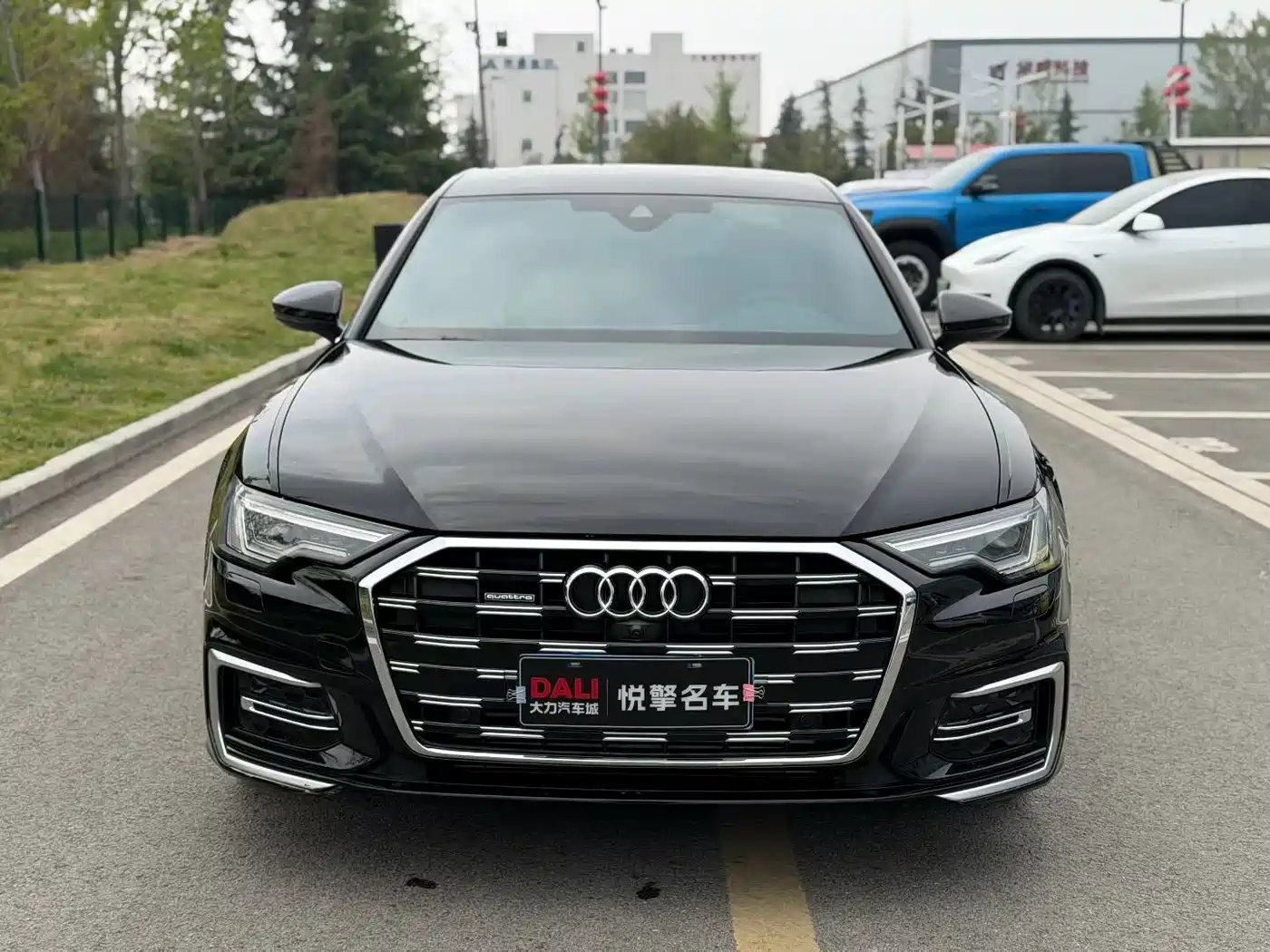Audi A6L 2024 55 TFSI quattro Exclusive Dynamic фото 2