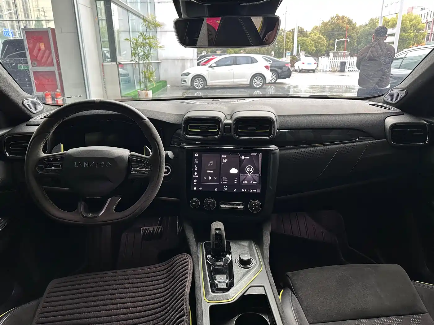 Lynk & Co 03 2021 03+ 2.0TD Auto Performance Package Edition фото 10