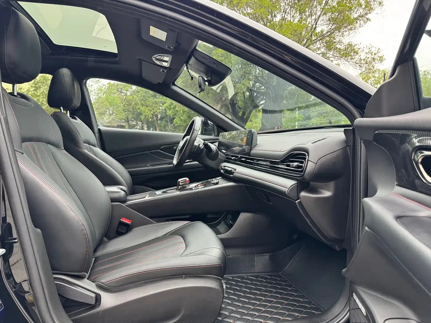 GAC Trumpchi Trumpchi Emkoo 2021 270T DCT J15 Edition фото 9