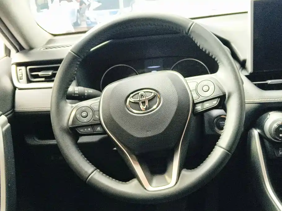 Toyota Wildlander 2023 2022 2.0L CVT FWD Luxury PLUS Edition