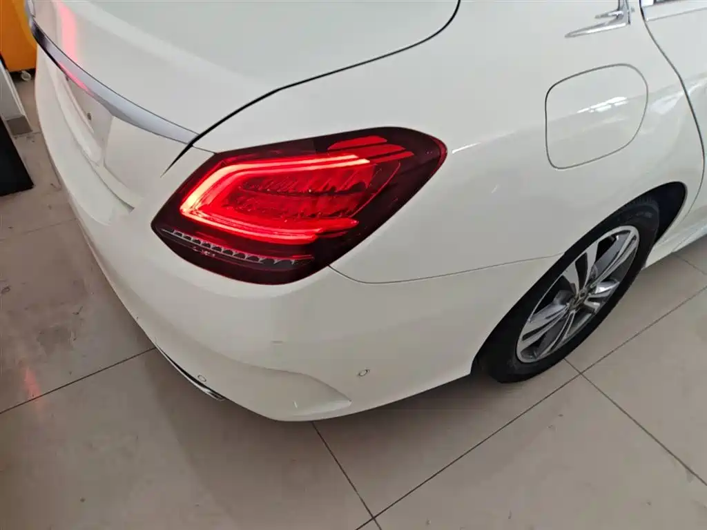 Mercedes-Benz C-Class 2019 C 180 L Fashion Sport Edition фото 8