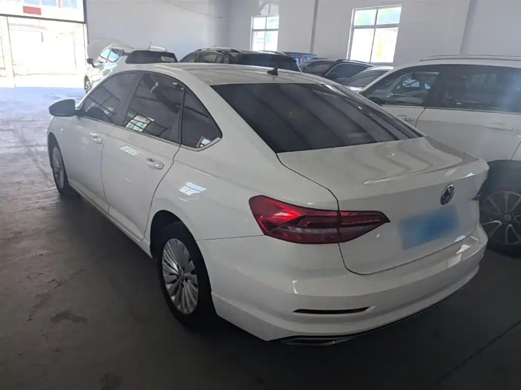 Volkswagen Lavida 2019 1.5L Automatic Comfort Edition China VI фото 5