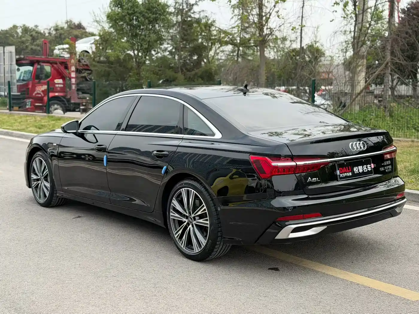 Audi A6L 2024 55 TFSI quattro Exclusive Dynamic фото 7