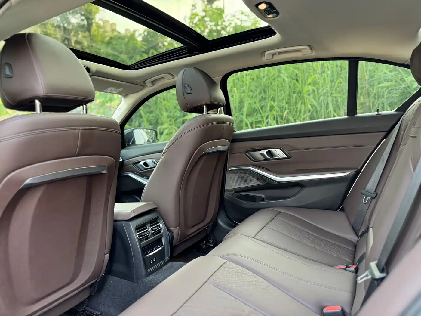 BMW i3 2024 eDrive 40 L Night Sport Package фото 15