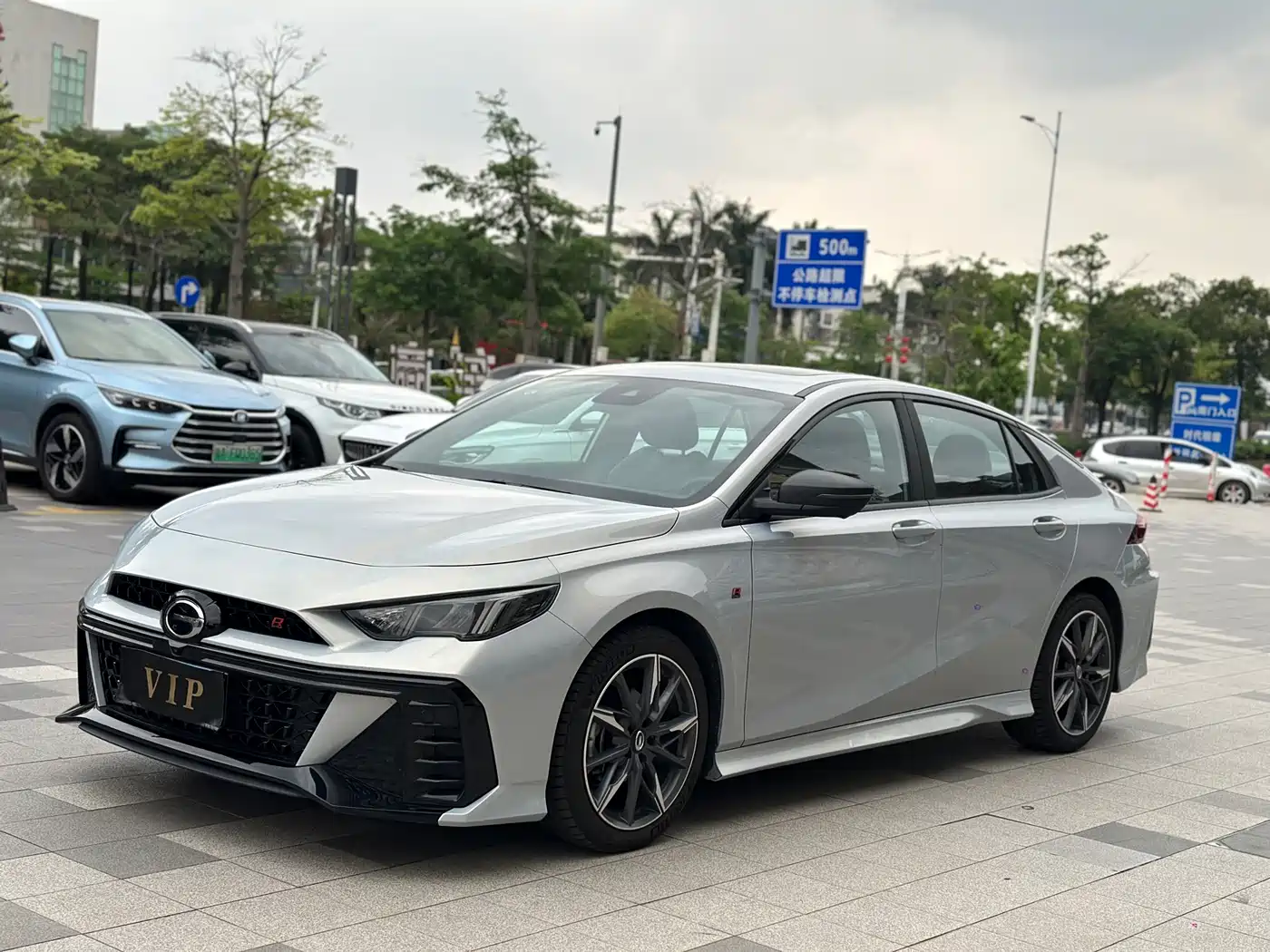 GAC Trumpchi Trumpchi Emkoo 2024 Model 270T DCT Shadow Leopard R-Style Edition фото 4