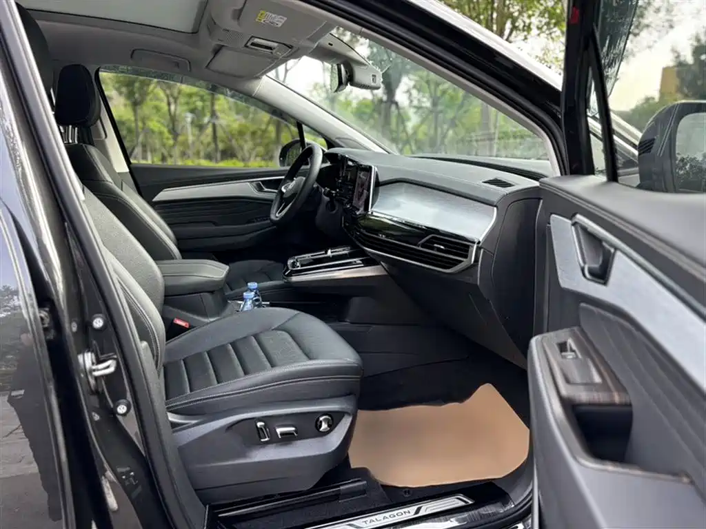 Volkswagen Talagon 2022 380TSI 4WD Luxury Premium Pro Edition 6-seater фото 6