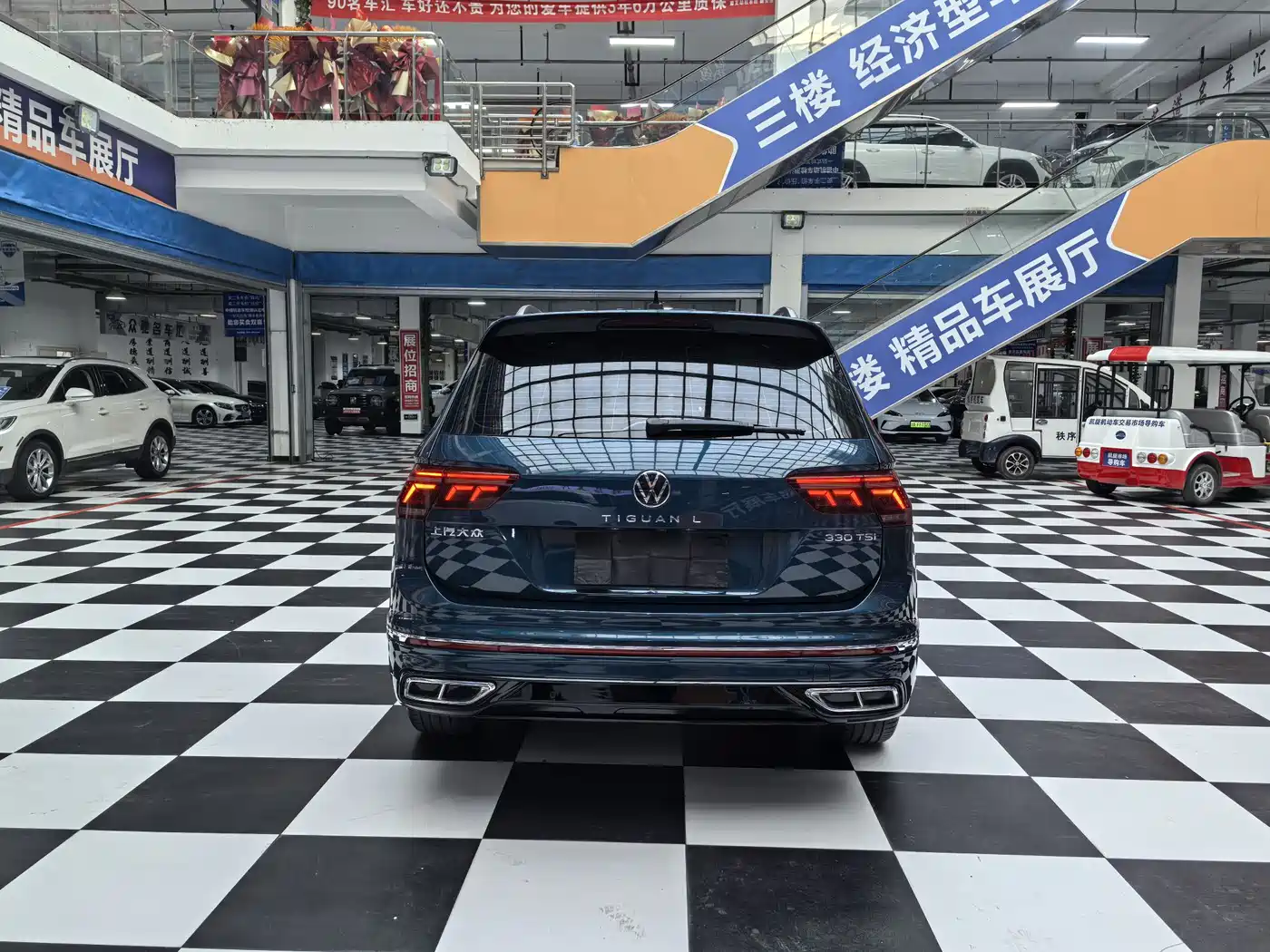 Volkswagen Tiguan L 2022 330TSI Auto 2WD R-Line Premium Edition фото 7