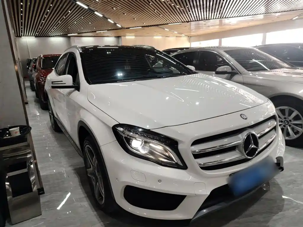 Mercedes-Benz GLA 2015 GLA 260 4MATIC Sport фото 22