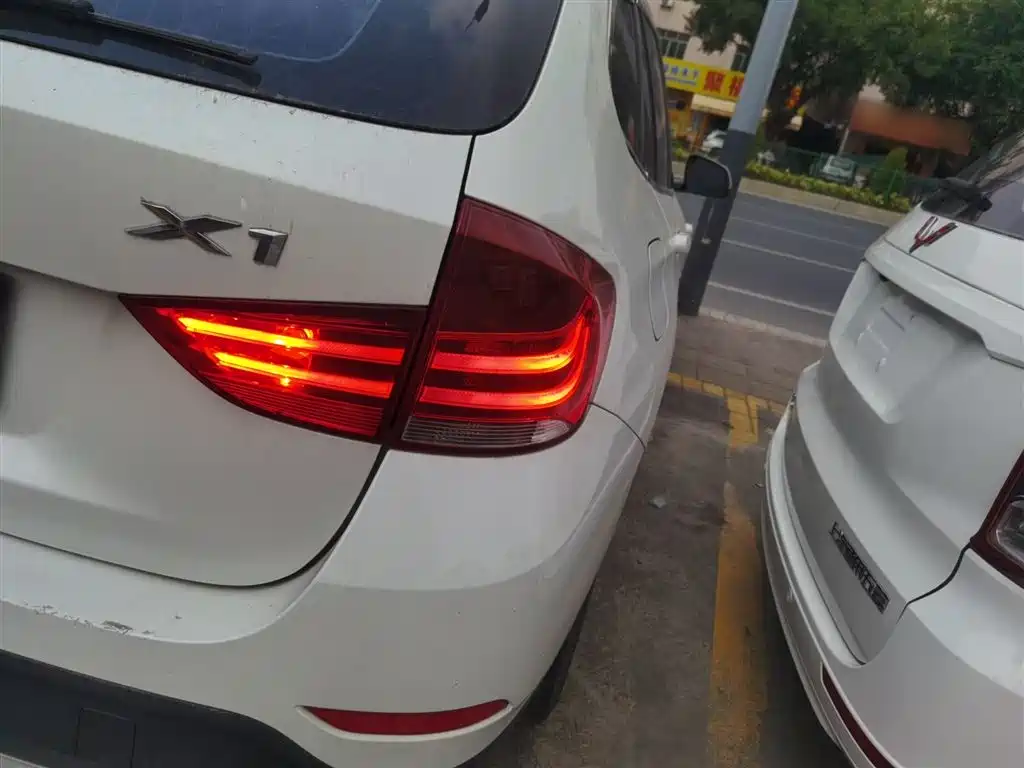 BMW X1 2015 Model sDrive18i Fashion Advanced Edition фото 8