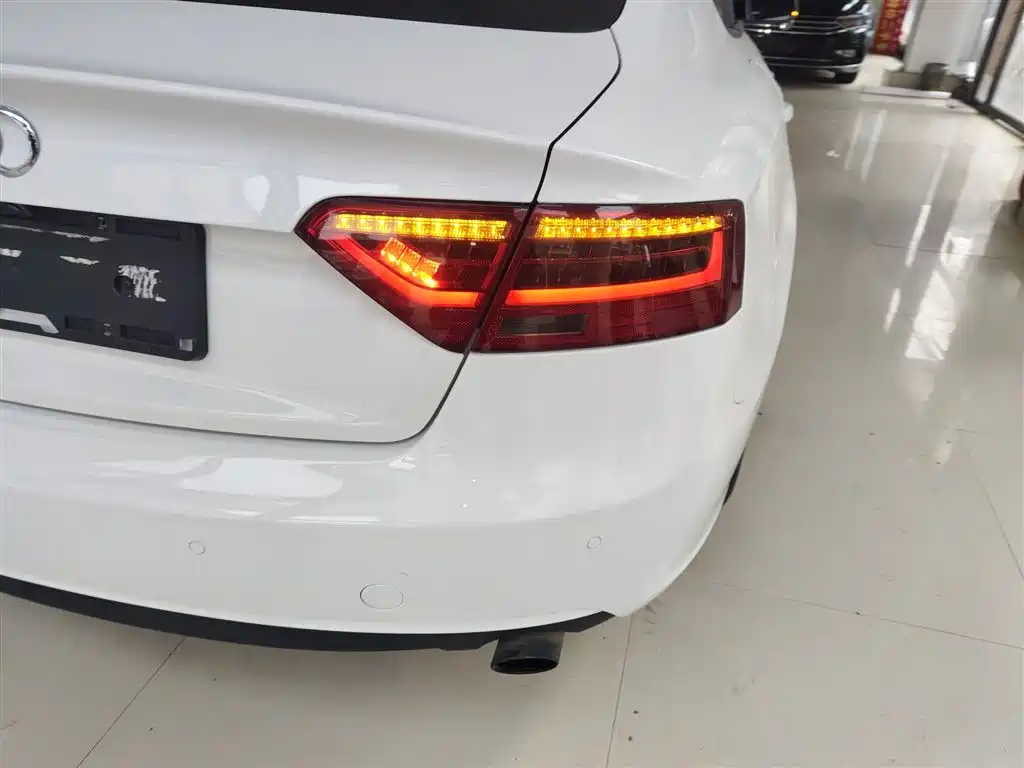 Audi A5 (Import) 2013 Sportback 40 TFSI фото 8
