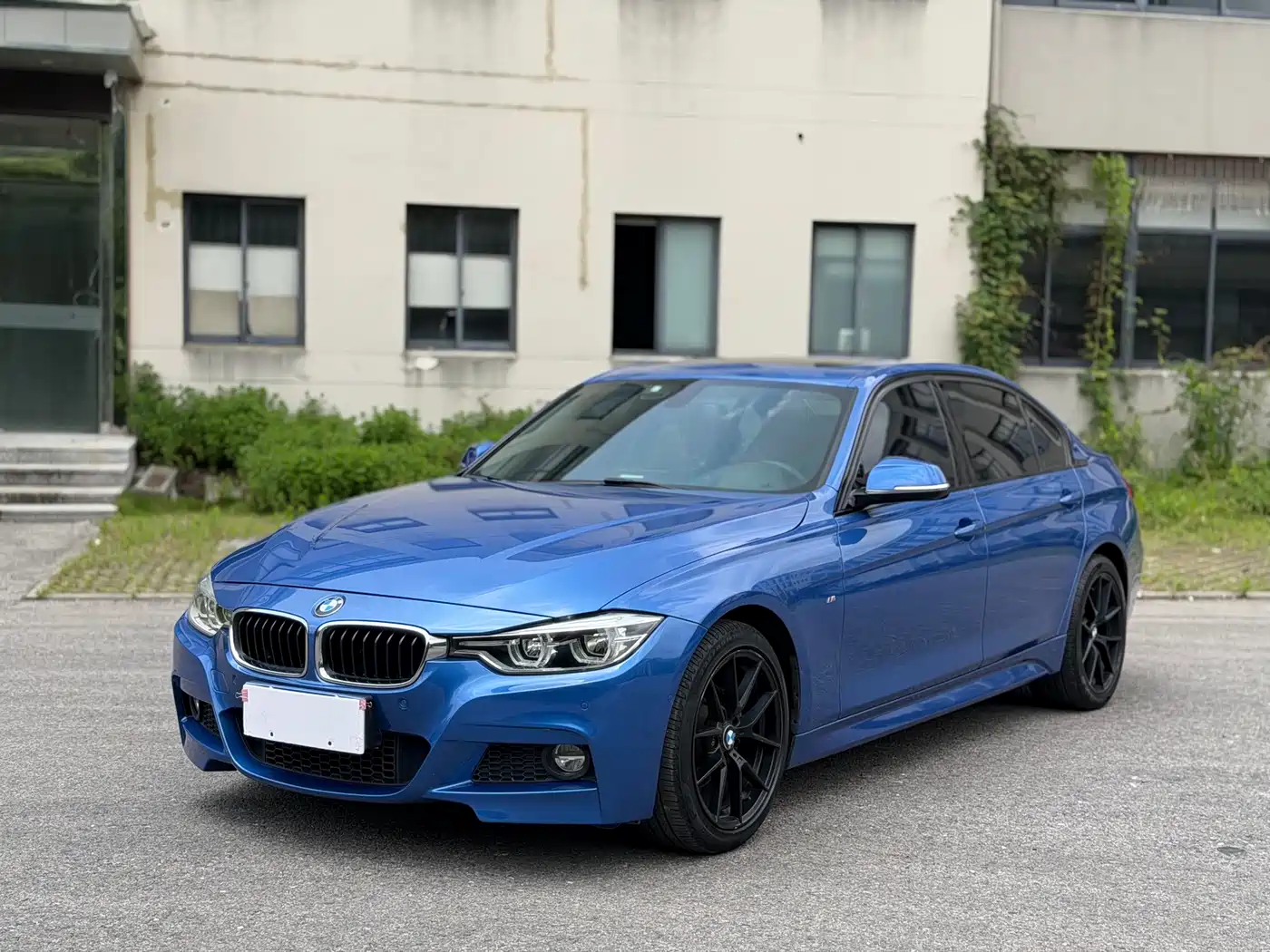BMW 3 Series 2018 320Li Leading M Sport Package