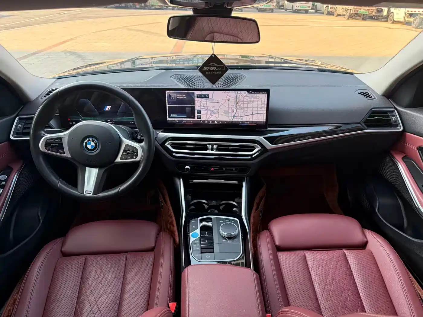 BMW i3 2024 eDrive 35 L фото 5