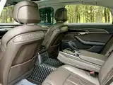 Фото 12 - Audi A8