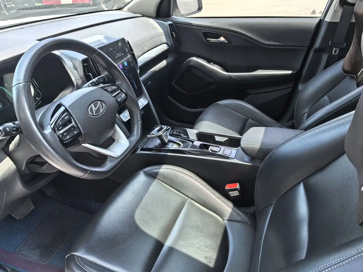 Hyundai Beijing Hyundai ix35 2021 240TGDi DCT 2WD GLS Leading Edition фото 4