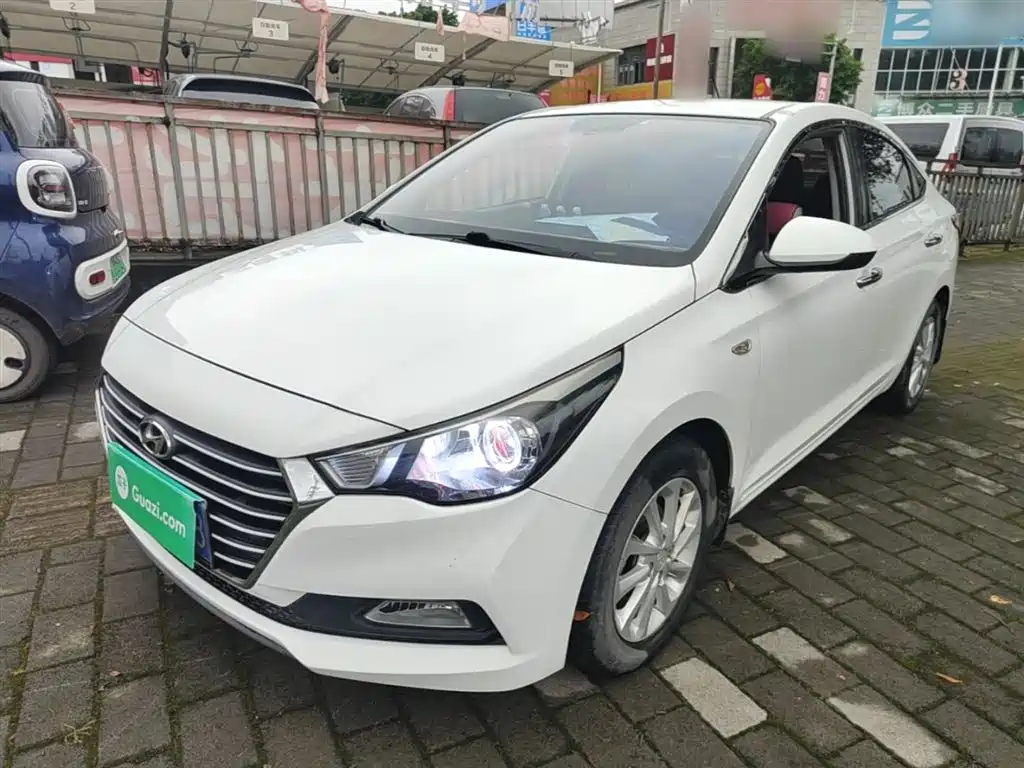 HYUNDAI ACCEPT