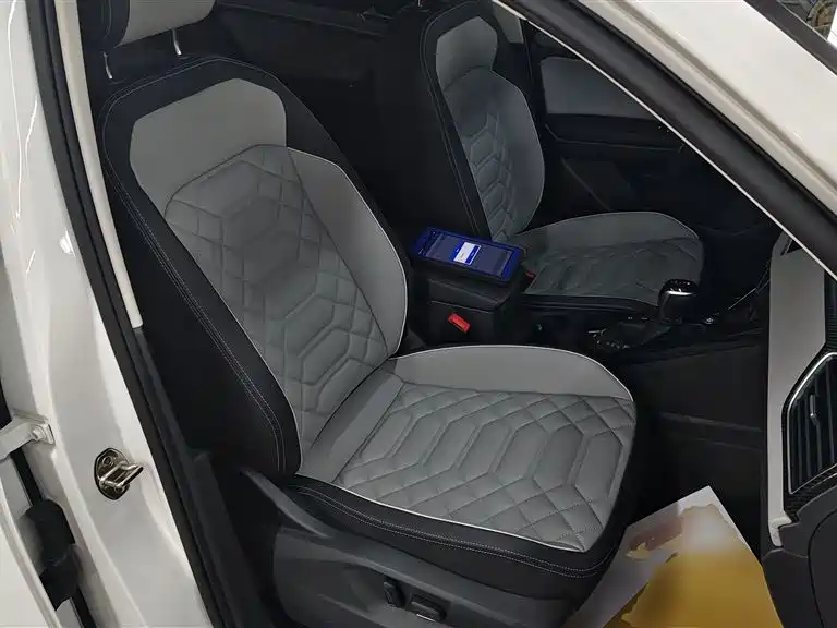 Volkswagen Tayron 2023 330TSI 2WD Luxury Plus Advanced Edition фото 25