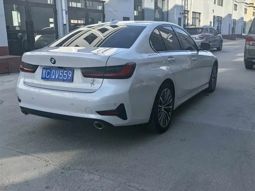 BMW 3 Series 2022 Facelift 320i Sport Package фото 4