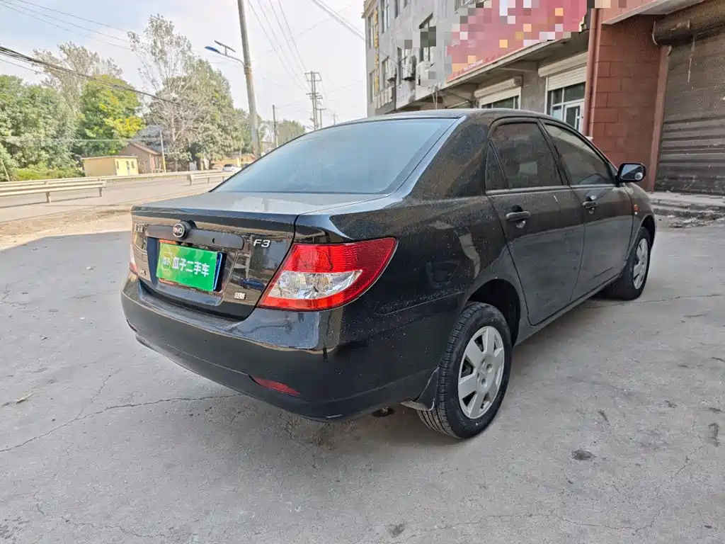 Фото 7 - BYD F3