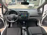 Фото 6 - Honda Fit
