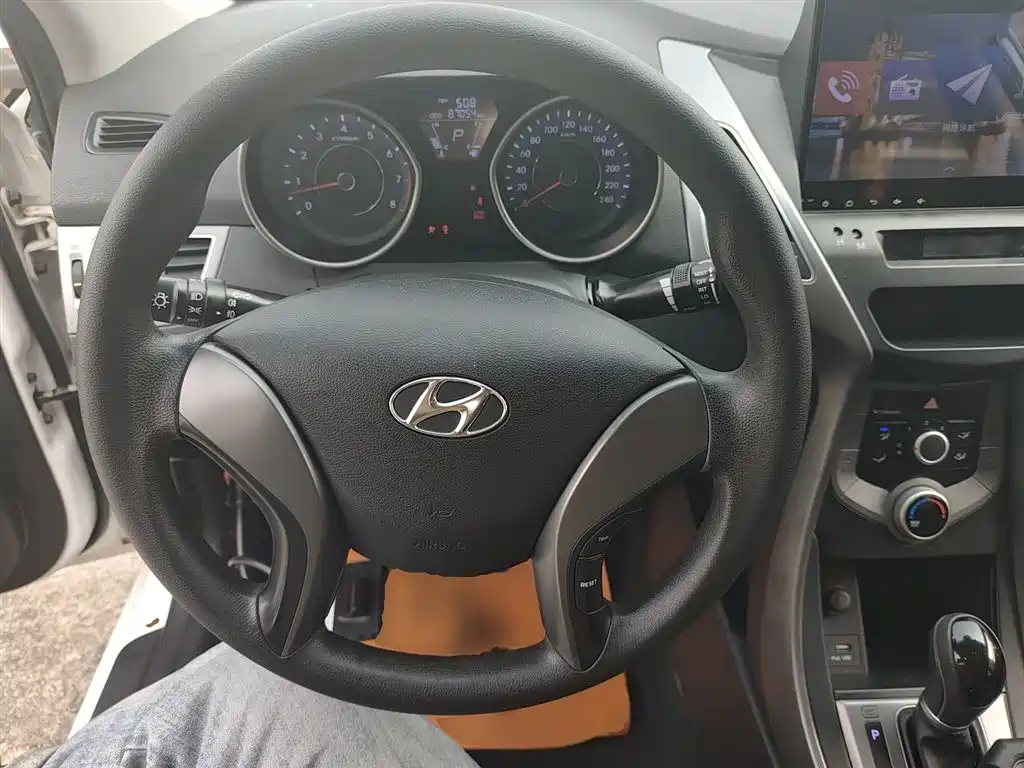 Hyundai Langdong 2016 1.6L Automatic Smart Edition фото 11
