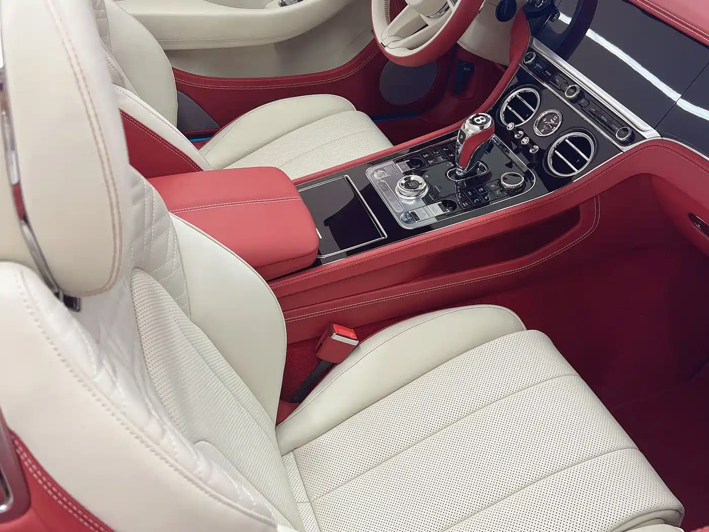 Bentley Continental 2025 2024 4.0T GT V8 Convertible