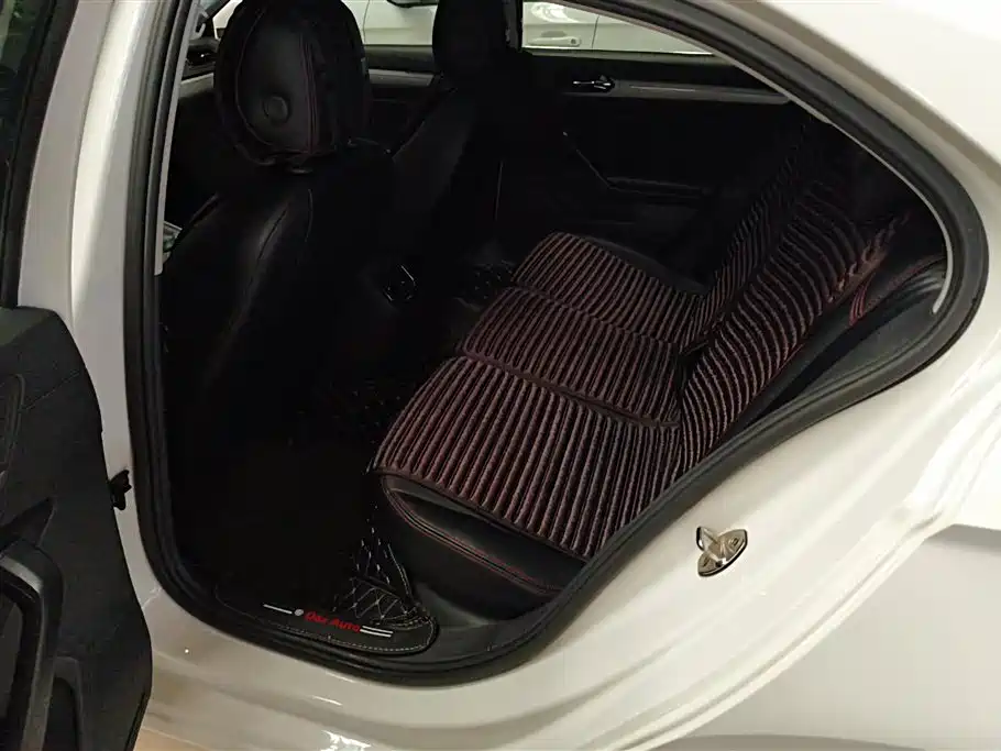 Volkswagen Lamando 2017 230TSI DSG Trend Edition фото 11