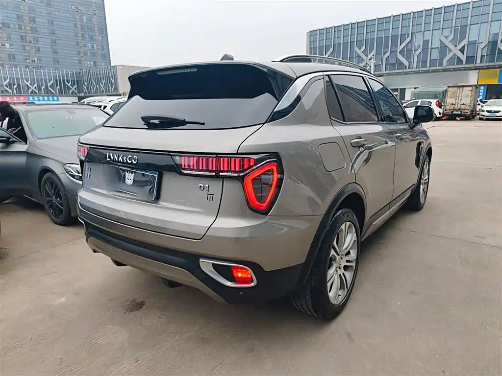 Lynk & Co 01 2019 2.0T 2WD Type Pro Version China VI фото 5