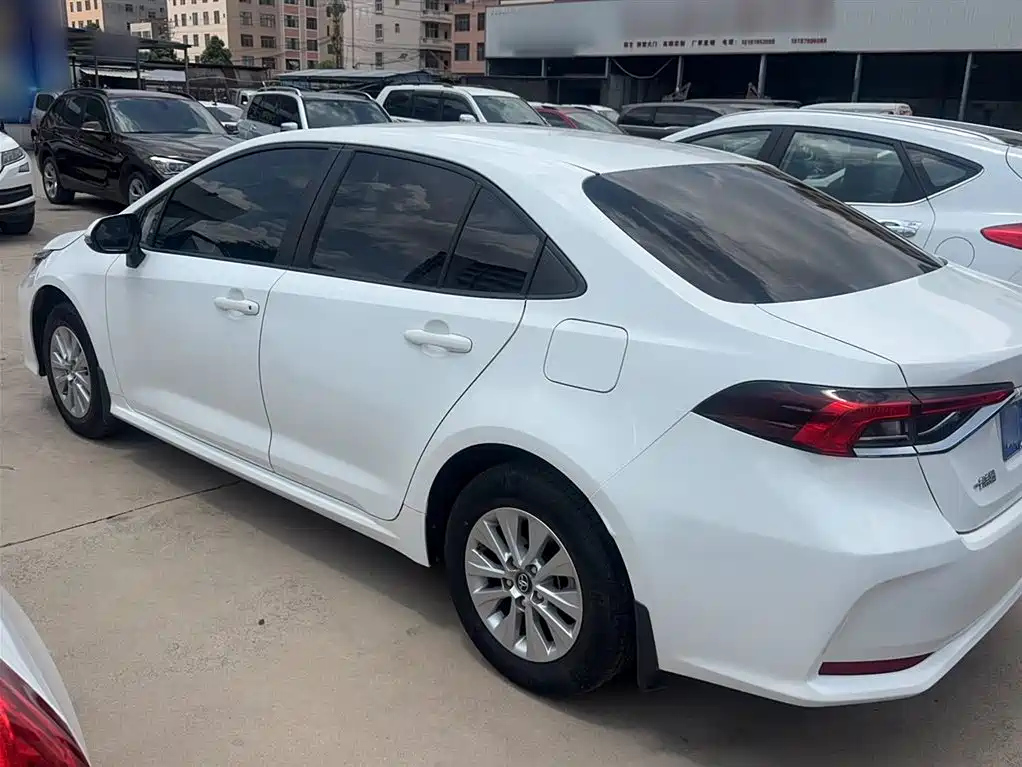 Toyota Corolla 2022 1.2T S-CVT Pioneer PLUS Edition фото 7