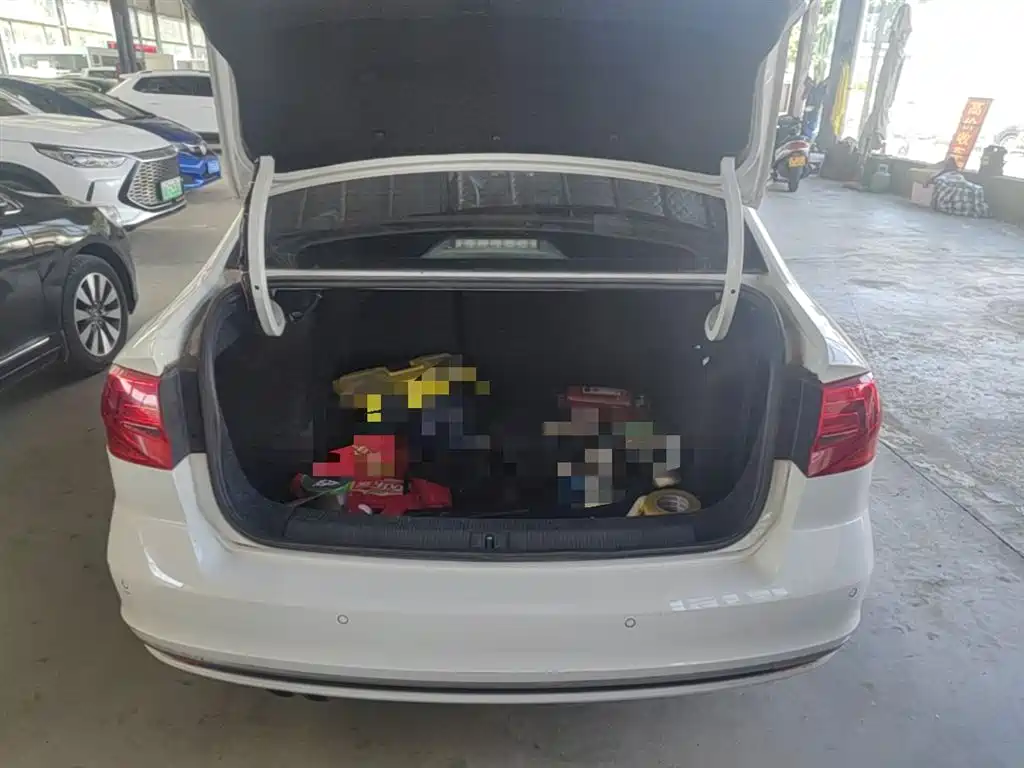 Volkswagen Bora 2016 230TSI DSG Comfort фото 19