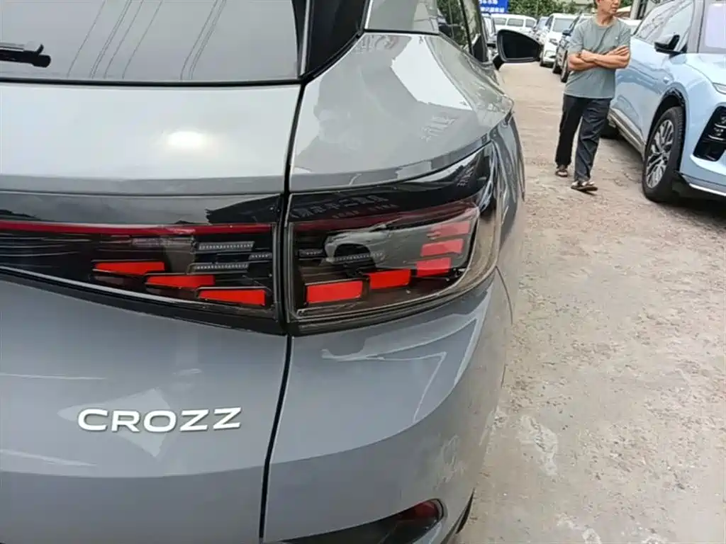 Volkswagen ID.4 CROZZ 2022 Model Year Pure Enjoyment Limited Edition фото 8