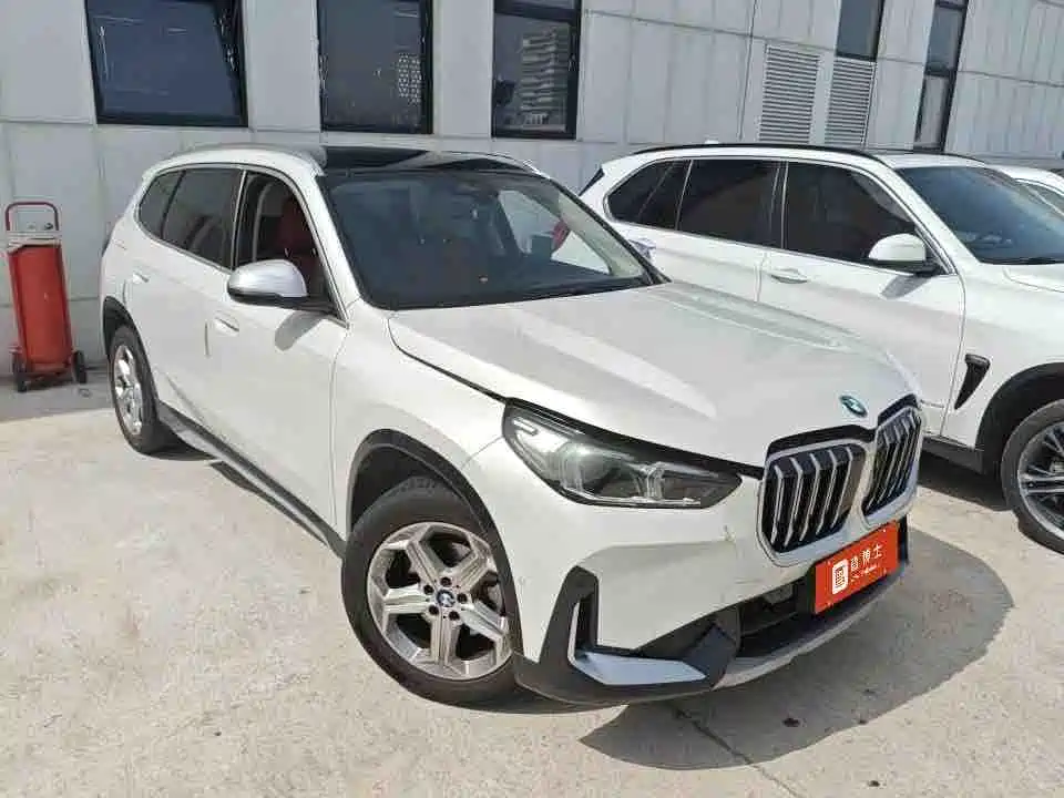 BMW X1 2023 sDrive20Li X Design Package фото 2