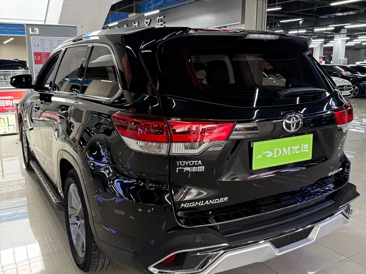 Toyota Highlander 2018 2.0T 4WD Luxury 7-seater (China V) фото 7