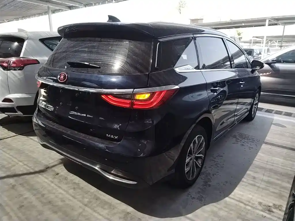 BYD Song MAX 2019 1.5T Auto Smart Connect Progressive 7-seater China V фото 7
