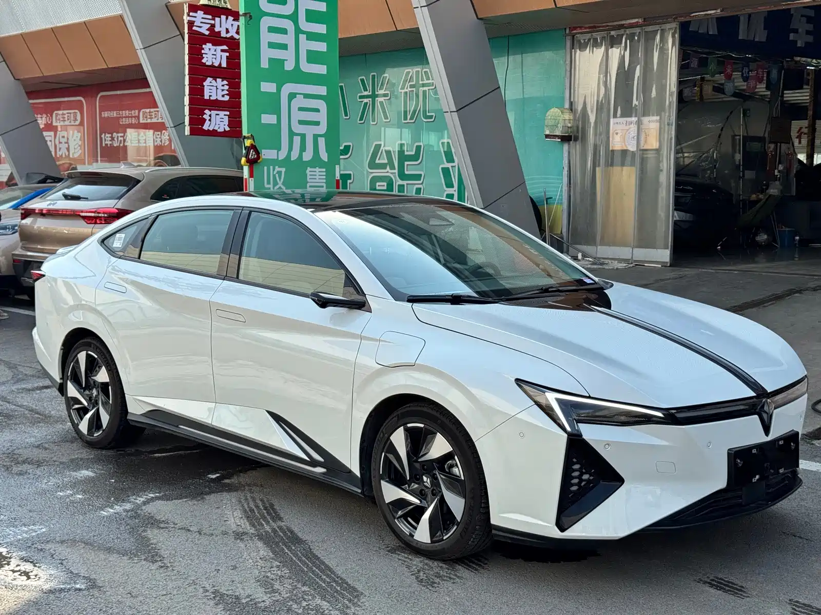 Фото 3 - Lingxi L