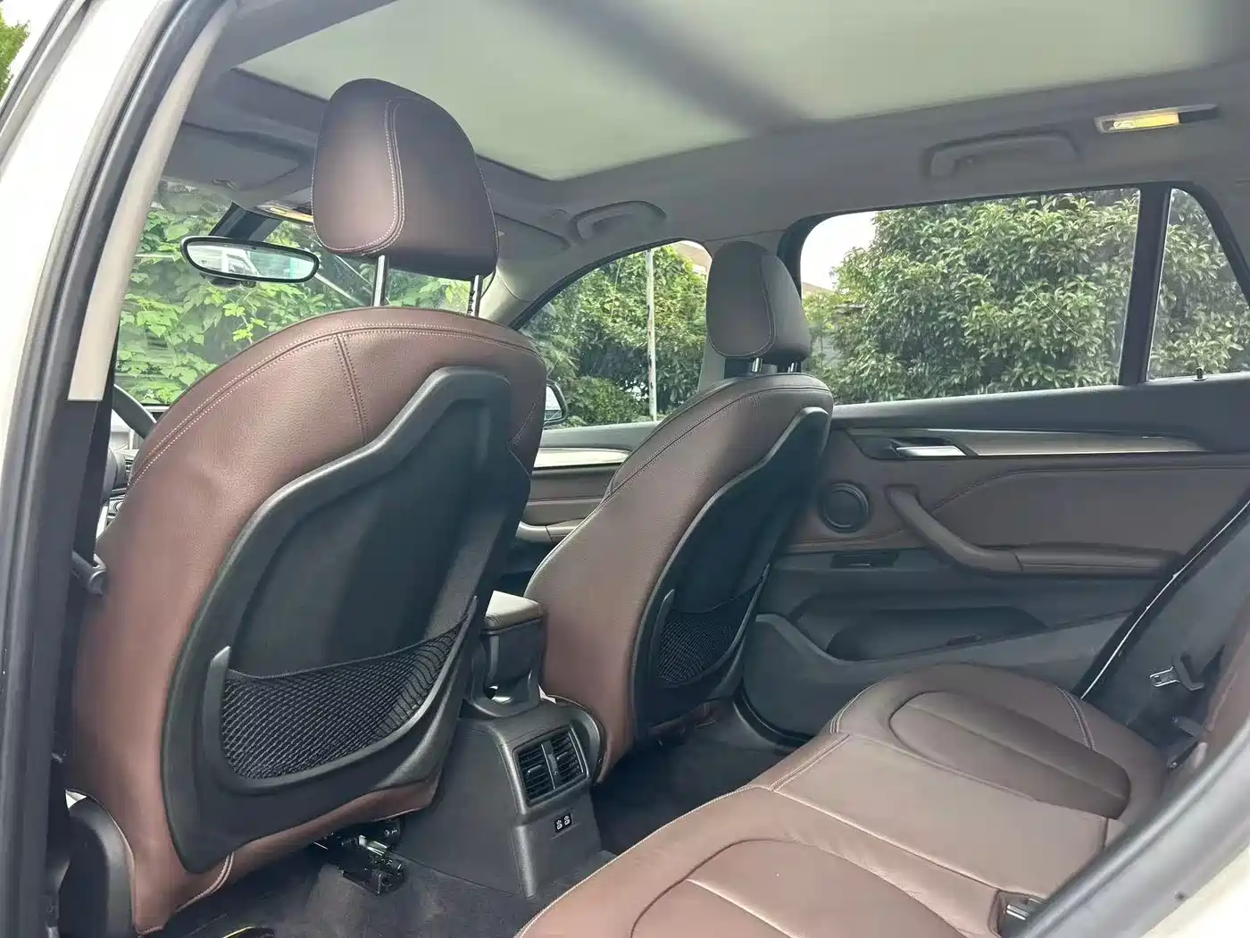 BMW X1 2019 sDrive18Li Premium Model фото 9