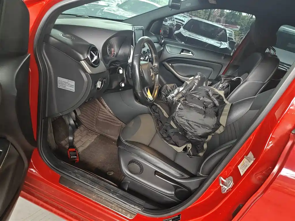 Mercedes-Benz B-Class 2015 B 200 Dynamic фото 11