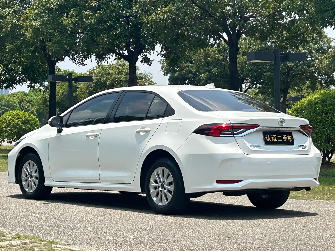 Toyota Corolla 2023 1.2T Pioneer Edition фото 22