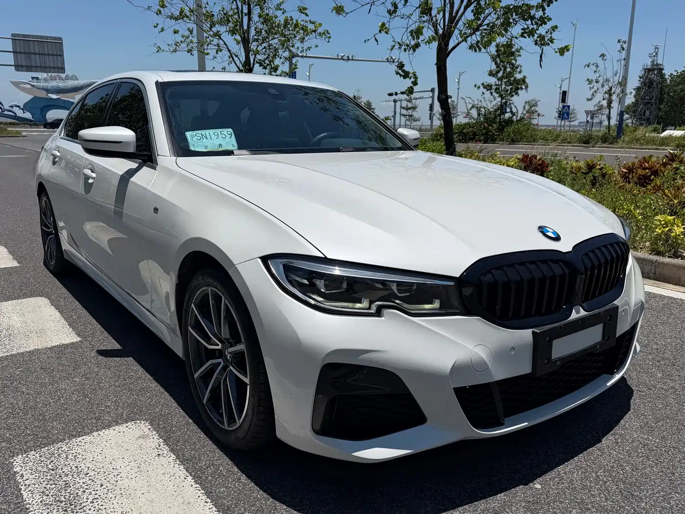 BMW 3-SERIES
