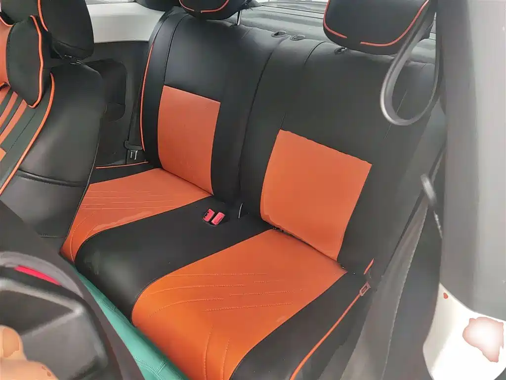 Volkswagen Beetle 2018 180TSI Easy Joy Edition фото 14